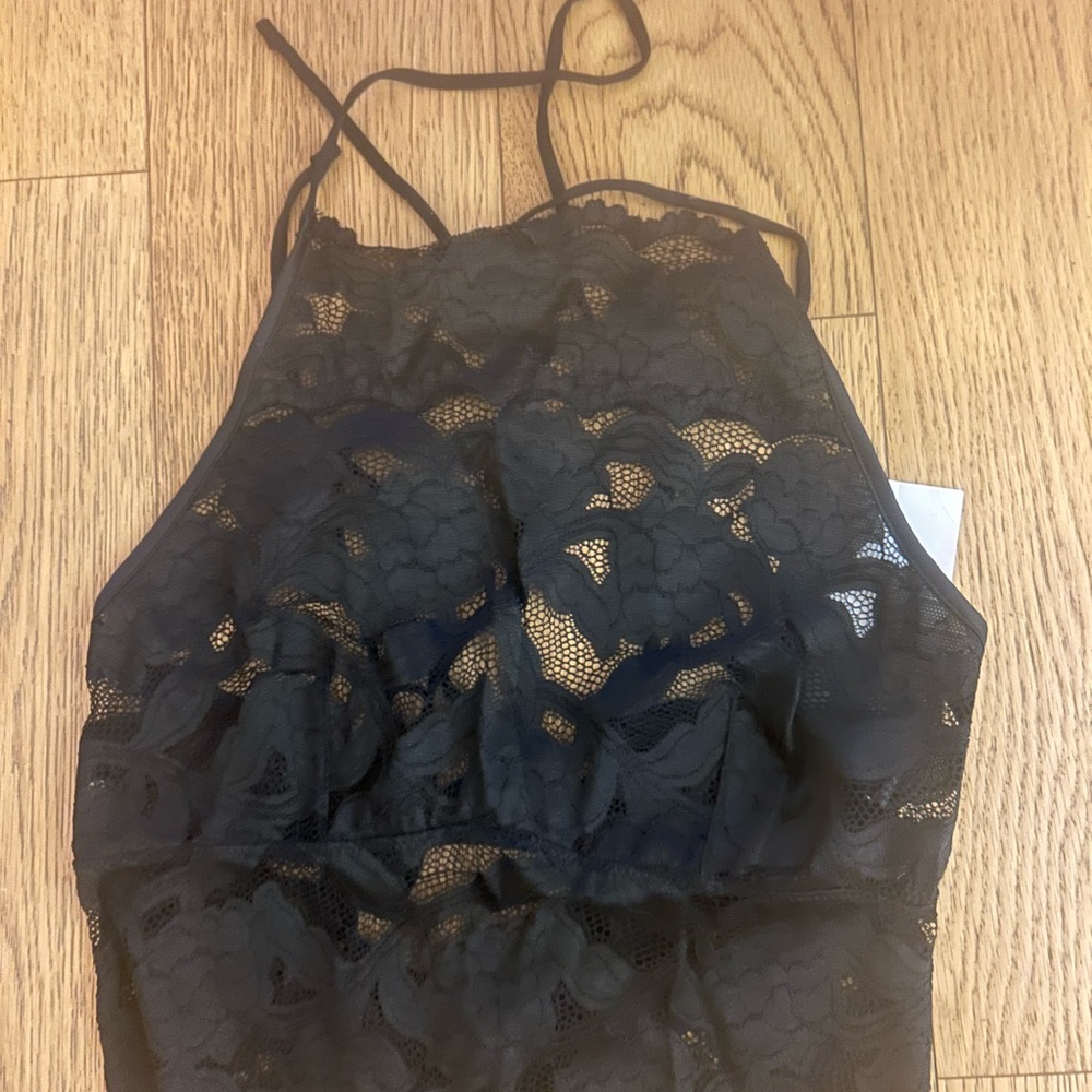 Black Lace Halter Bralette NWT